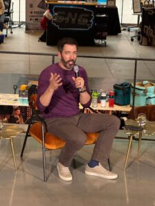 Drew Scott