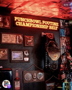 Leo's Decor: Photo Credit Leopold's Tavern